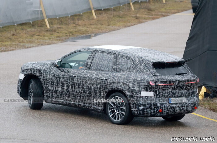 El SUV Baby M de BMW Podría Estar Al Acecho Debajo De Este iX3 | Carscoops